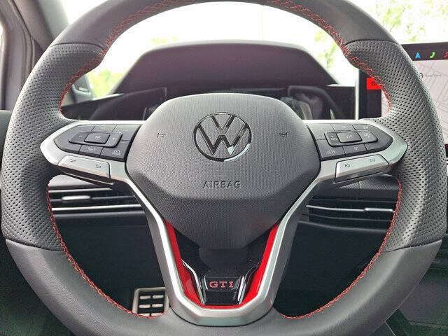 2026 Volkswagen Golf GTI Autobahn