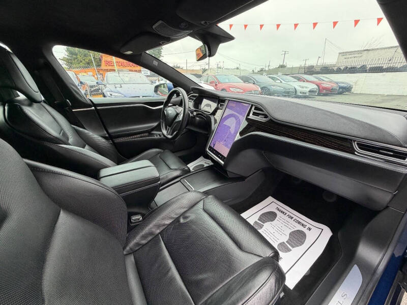 2016 Tesla Model S 90D