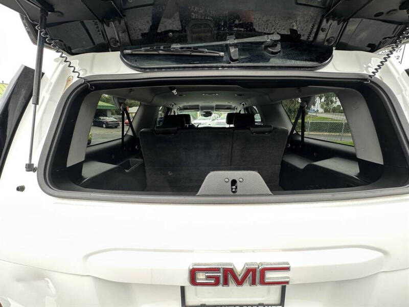 2020 GMC Yukon XL SLT