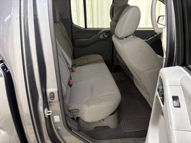 2021 Nissan Frontier SV