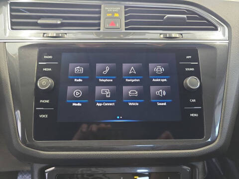 2023 Volkswagen Tiguan SE