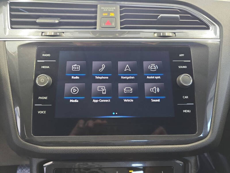 2023 Volkswagen Tiguan SE