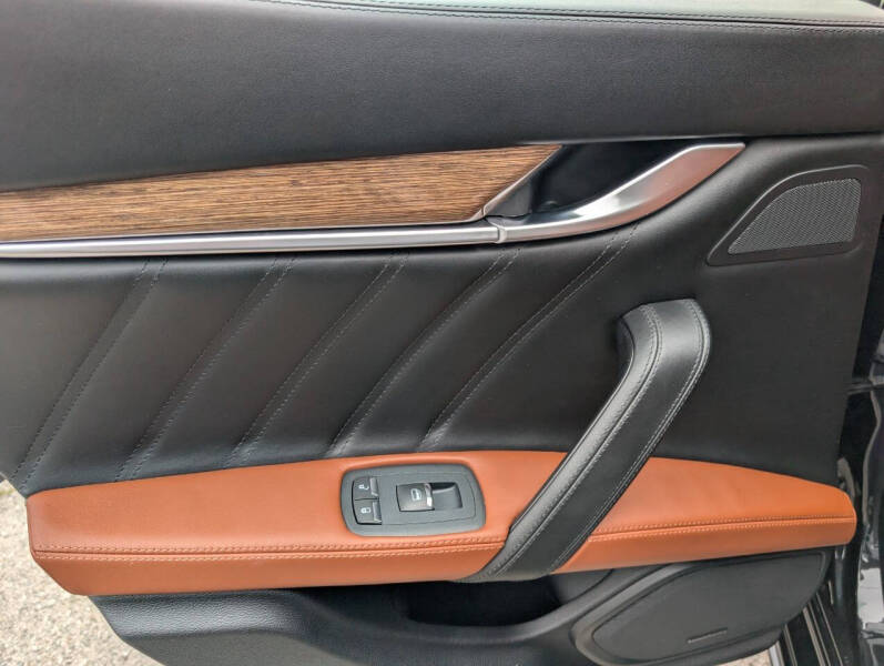 2019 Maserati Ghibli GranLusso