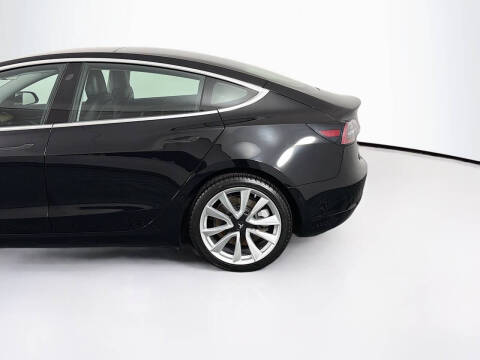 2019 Tesla Model 3 Standard Range Plus