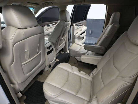 2017 Cadillac Escalade ESV Standard