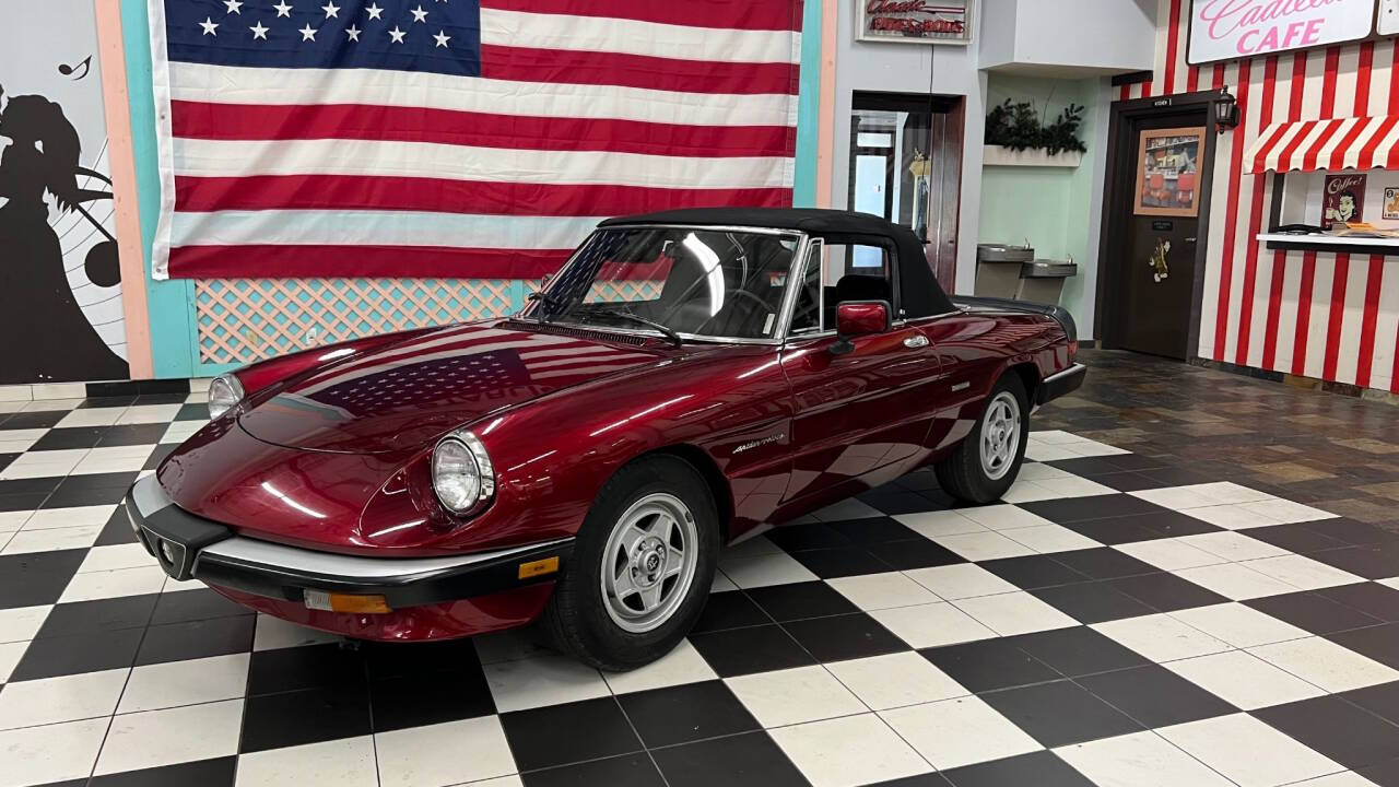 1986 Alfa Romeo Spider 5