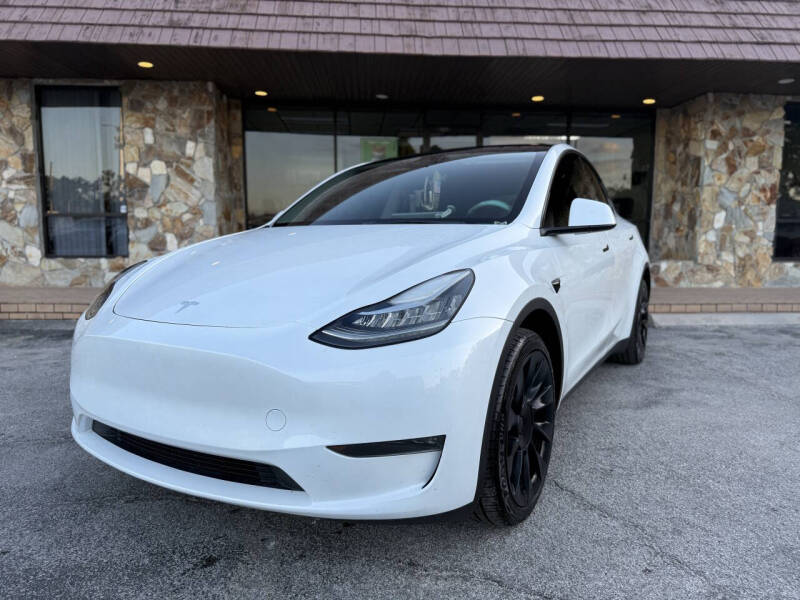2023 Tesla Model Y Long Range's photo