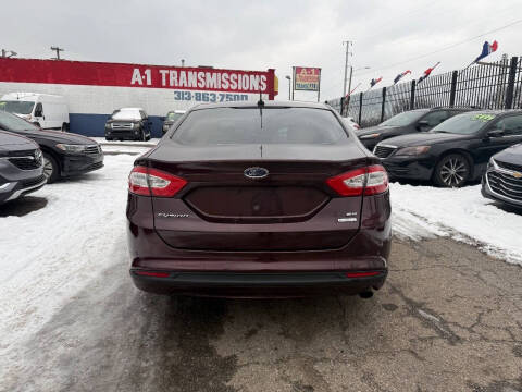 2013 Ford Fusion SE