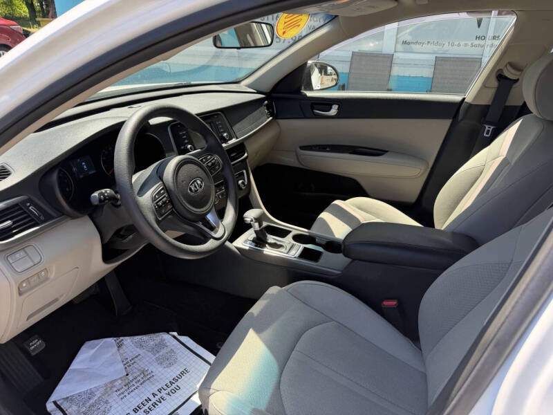 2016 Kia Optima LX