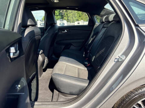 2023 Kia Forte GT-Line