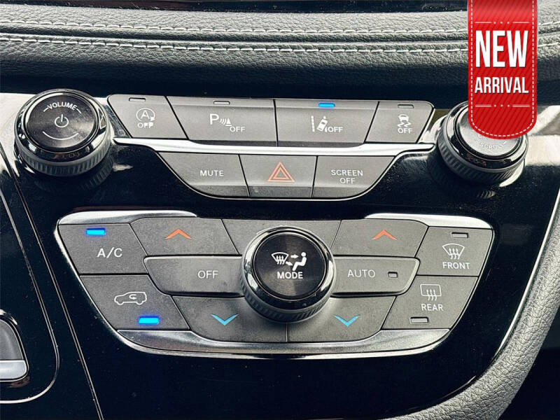 2021 Chrysler Pacifica Touring