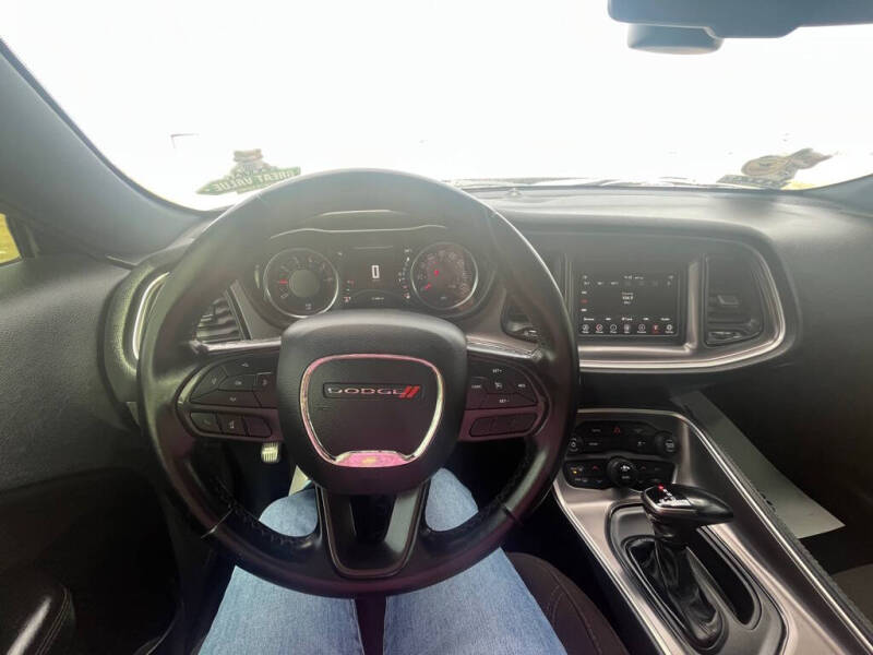 2020 Dodge Challenger SXT