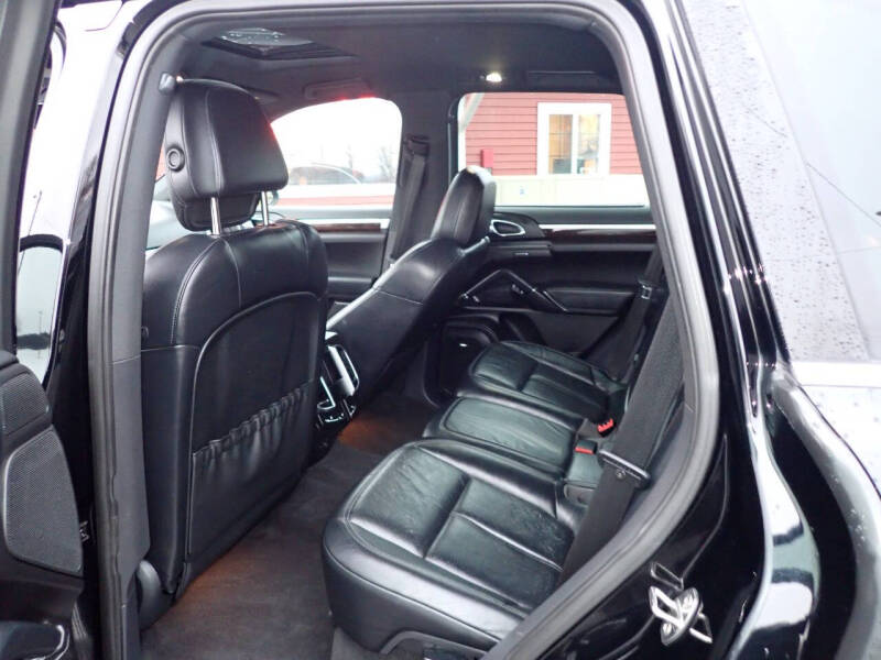 2012 Porsche Cayenne S