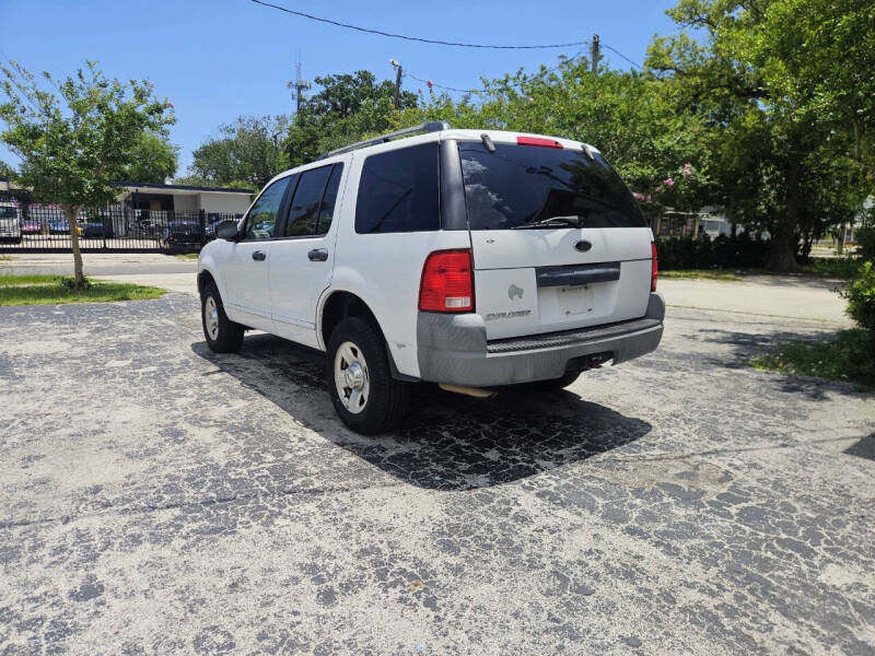 2003 Ford Explorer XLS