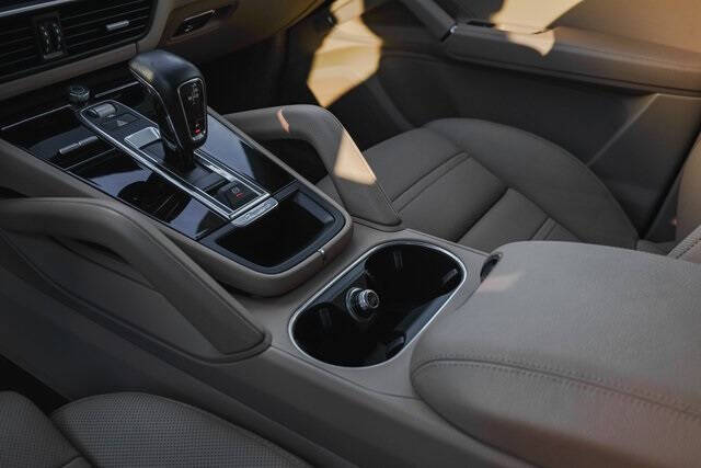 2022 Porsche Cayenne