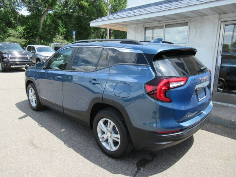 2024 GMC Terrain SLE