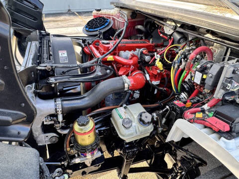 2018 Freightliner M2 106