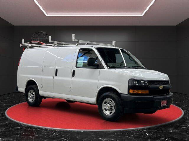 2022 Chevrolet Express 3500