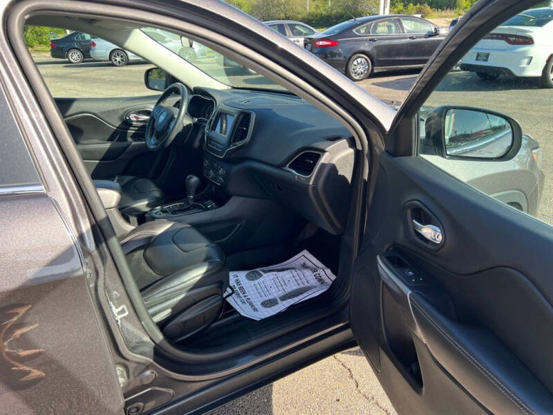 2019 Jeep Cherokee Latitude Plus