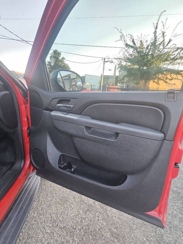 2012 Chevrolet Tahoe Special Service