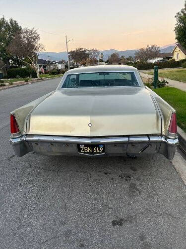1969 Cadillac DeVille 2