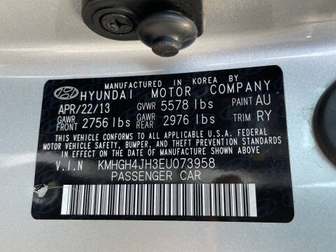 2014 Hyundai Equus Signature