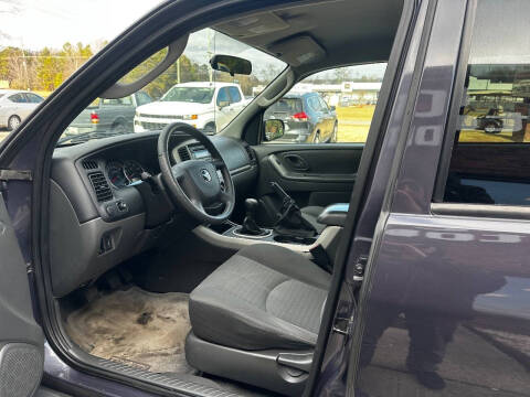 2005 Mazda Tribute i