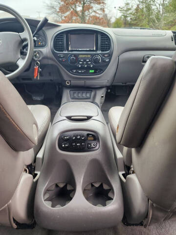 2006 Toyota Sequoia SR5