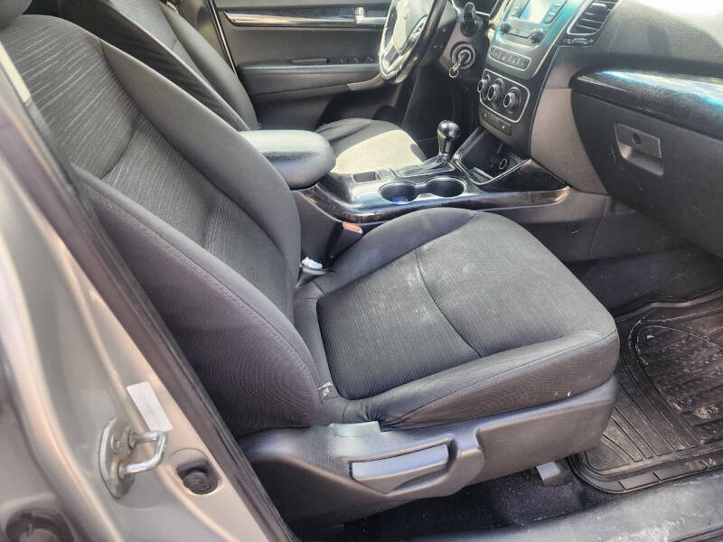 2014 Kia Sorento LX