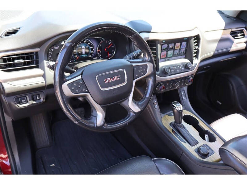 2018 GMC Acadia Denali
