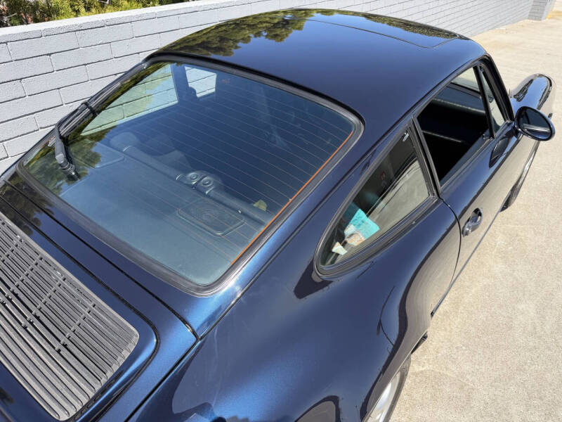 1993 Porsche 911 Carrera 4