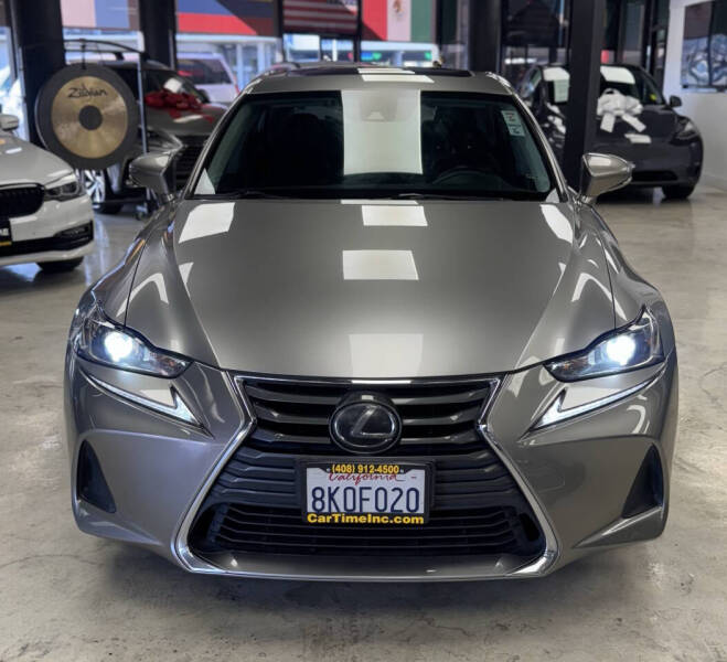 2018 Lexus IS 300