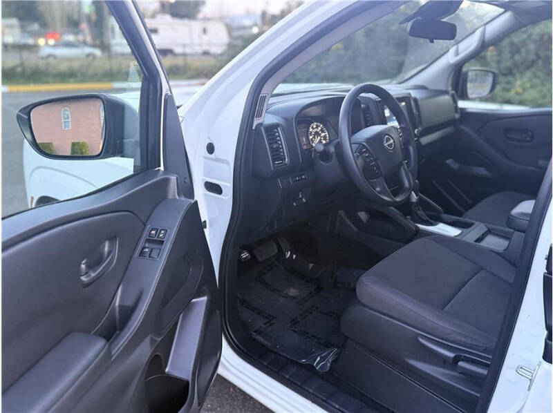 2024 Nissan Frontier