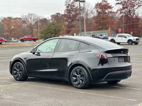 2025 Tesla Model Y Long Range