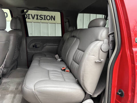 1999 Chevrolet Suburban C2500 LS