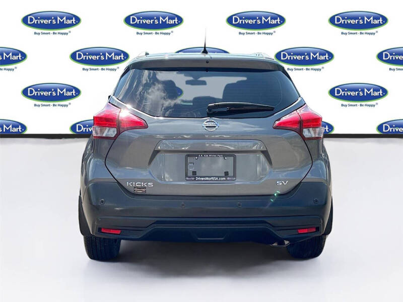 2020 Nissan Kicks SV