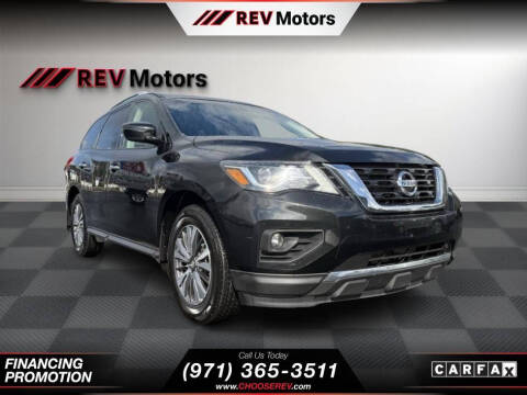 2020 Nissan Pathfinder SV