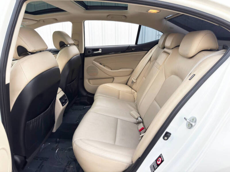 2014 Kia Cadenza Premium