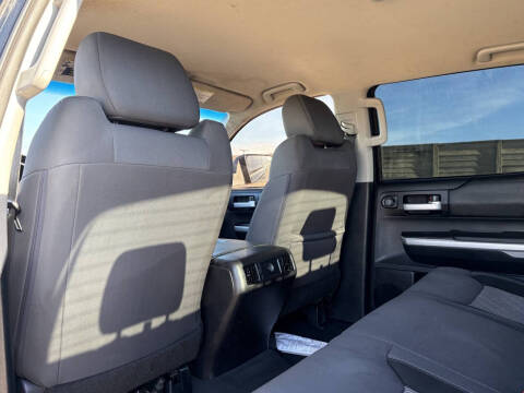 2014 Toyota Tundra SR5