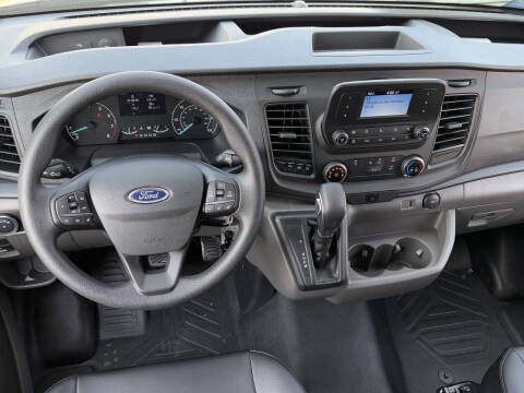 2025 Ford Transit 250