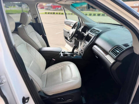 2016 Ford Explorer Platinum