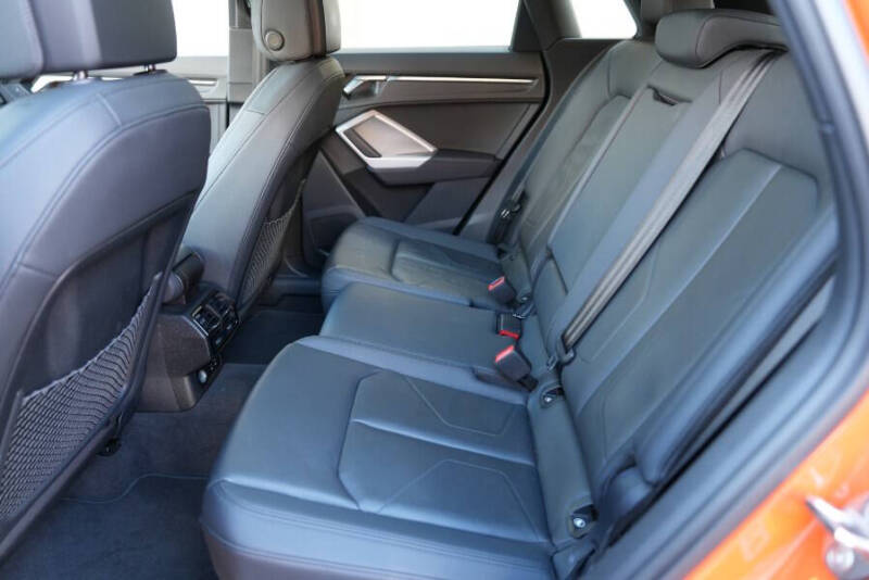 2024 Audi Q3 quattro S line Premium 45 TFSI