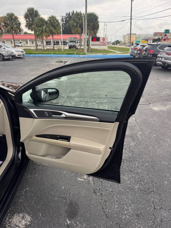 2019 Ford Fusion SEL