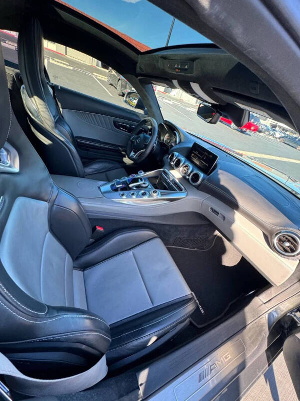 2016 Mercedes-Benz AMG GT S