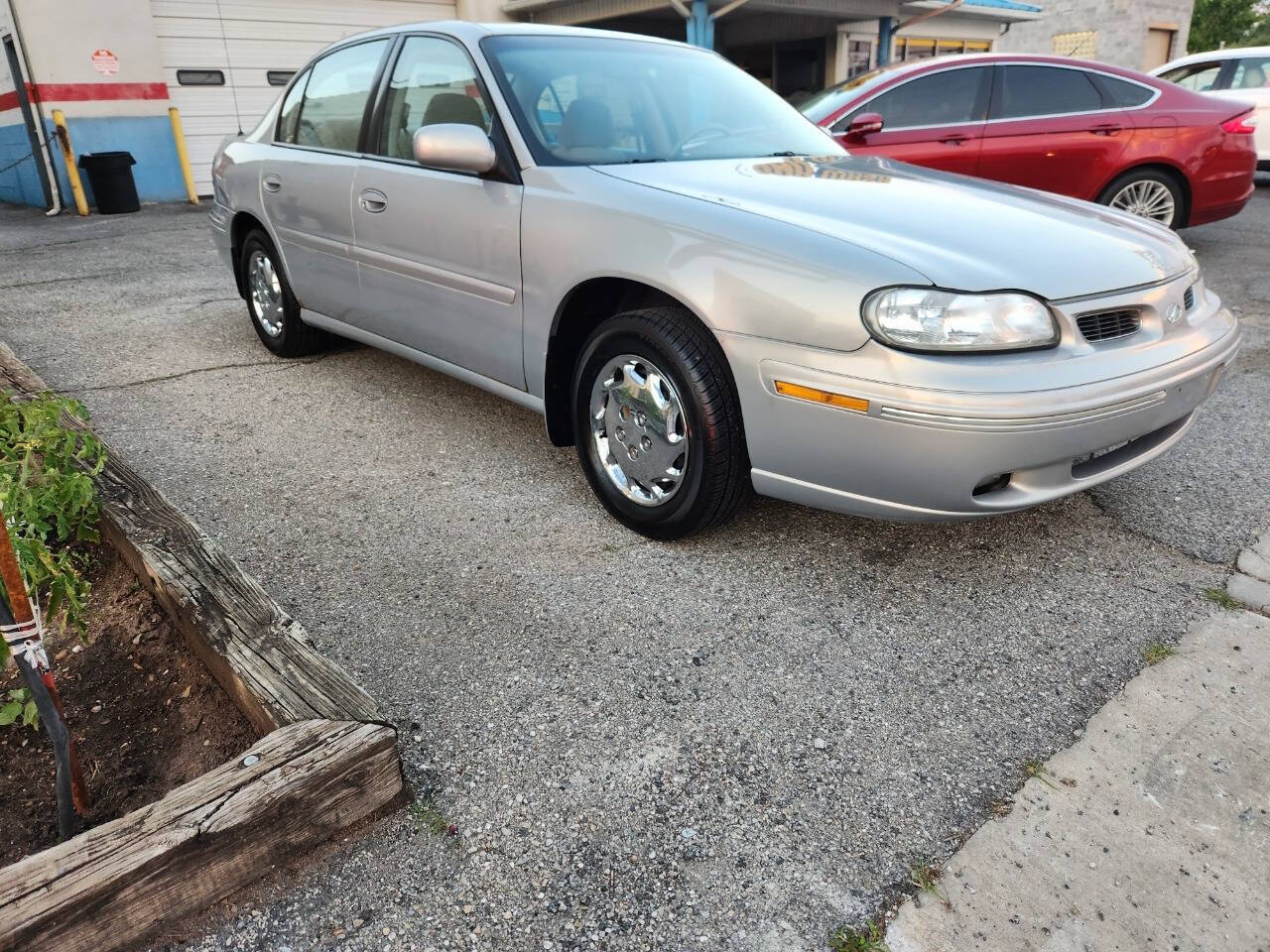 1998 Oldsmobile Cutlass for sale at Uptown Diplomat Motor Cars in BALTIMORE, MD