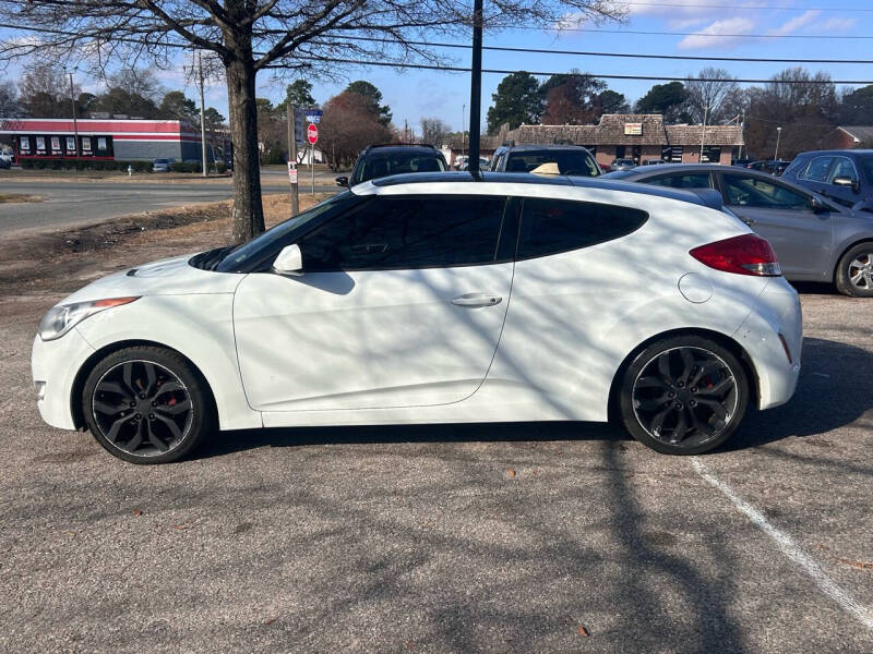 2012 Hyundai Veloster Base photo 5