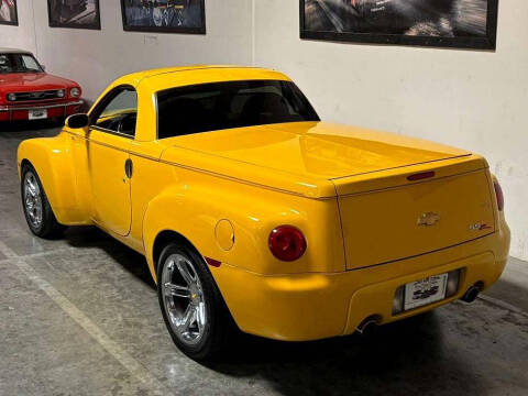 2004 Chevrolet SSR LS