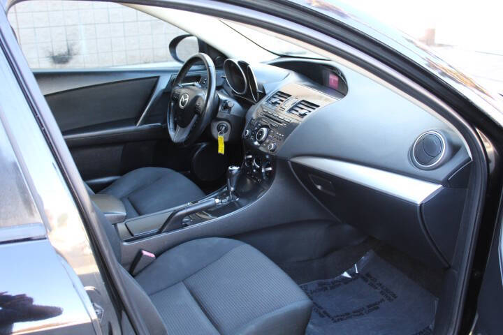 2012 Mazda MAZDA3 i Touring