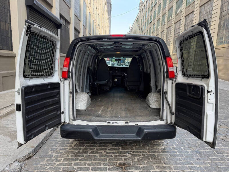 2020 Chevrolet Express 2500