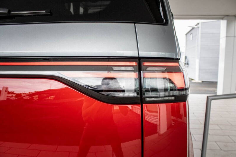 2025 Volkswagen ID. Buzz Pro S Plus